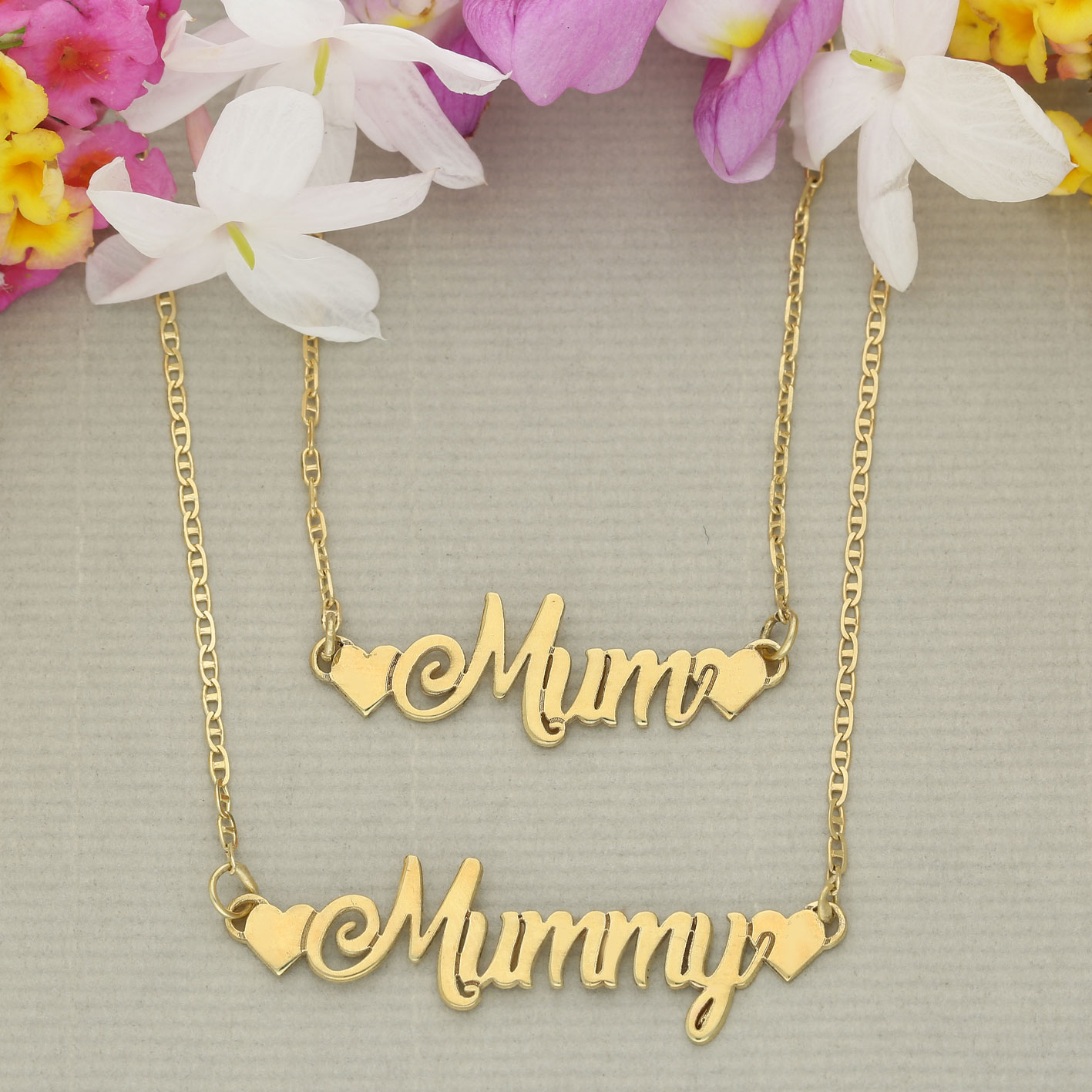 Mother Mum Mom Mama & Child - Name Engraved Back of the Heart - Pendan –  Tazeen - تزين - To Adorn